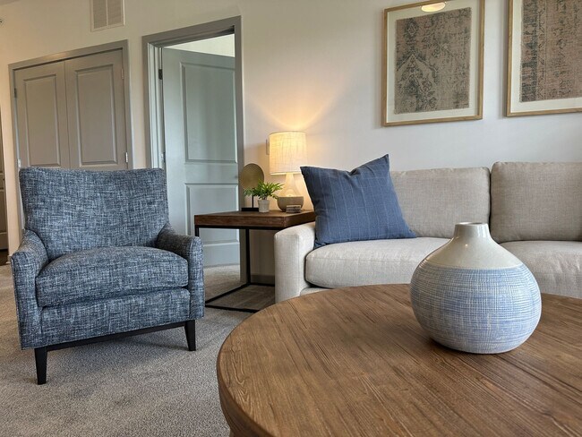 Building Photo - 5102 Aldersgate Dr