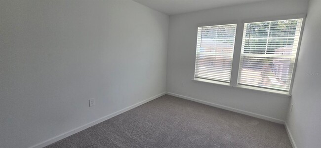 Building Photo - 3577 SE 37th Ct