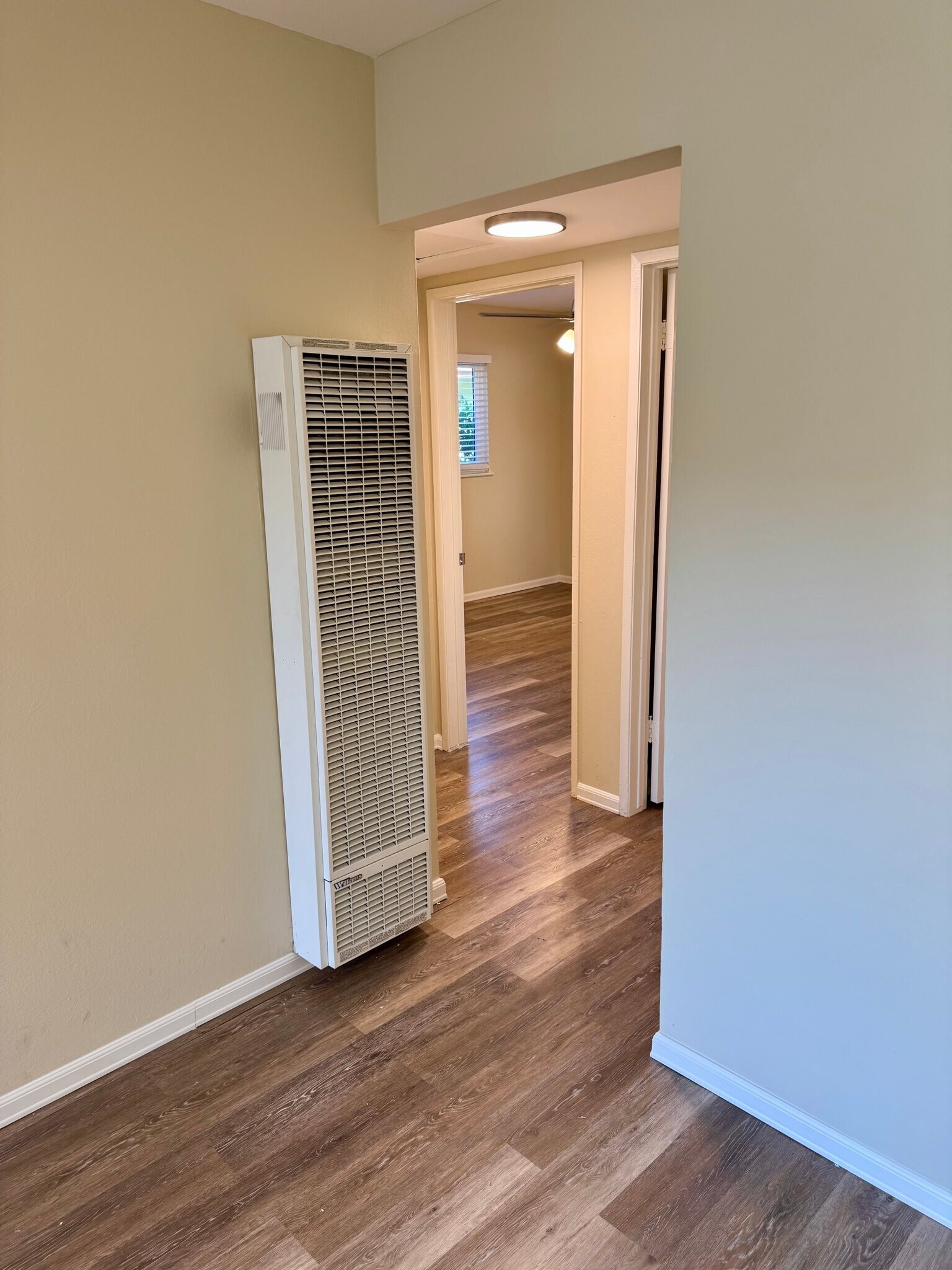 Building Photo - 2231 Canyon Dr