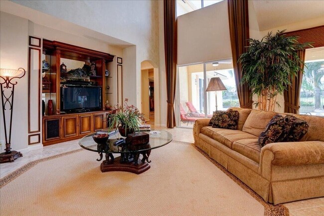 Building Photo - 10891 Northgreen Dr