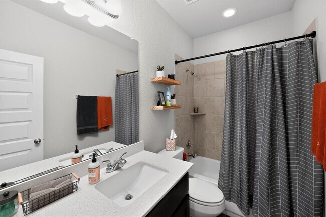 Building Photo - 20703 Ridgeview Rd