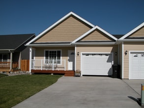 Building Photo - 103 Cally Ln