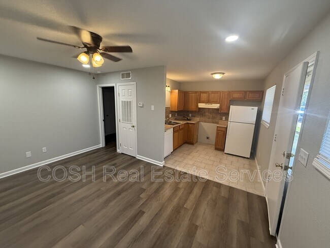 Building Photo - 1512 S Meridian Ave