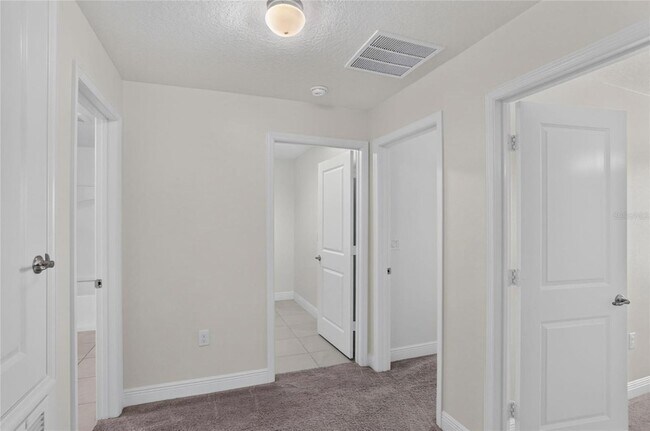 Building Photo - 16420 Winding Preserve Cir