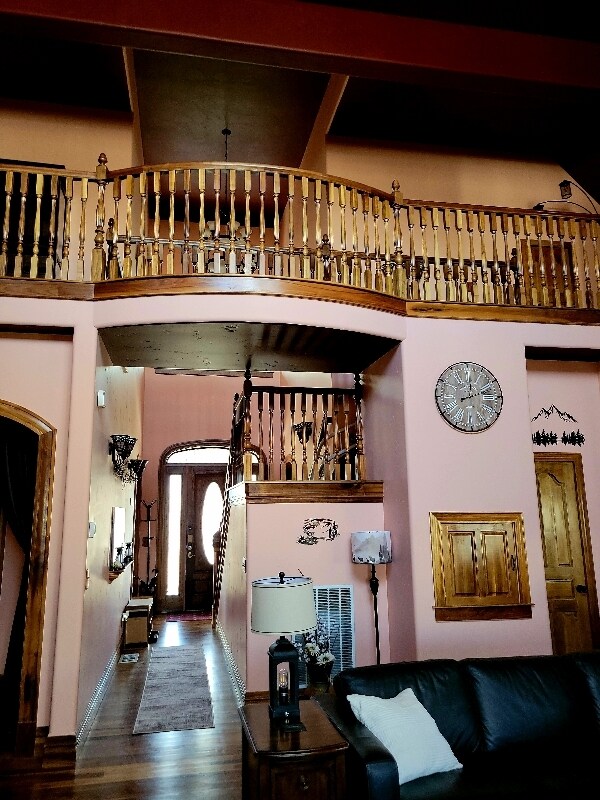 Building Photo - 135 Hideaway Dr