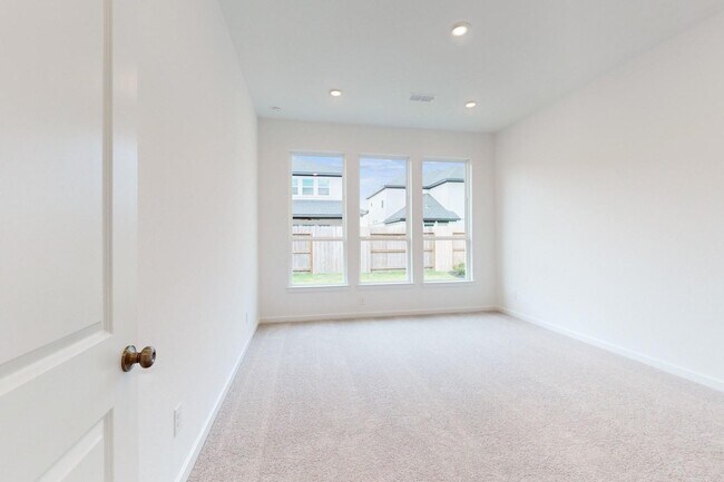 Building Photo - 21622 Laggan Clf Ln