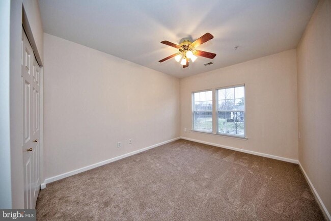 Building Photo - 712 Kings Path