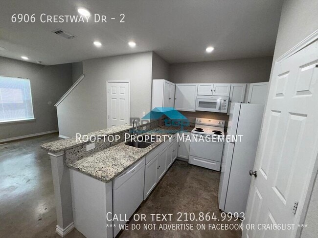Building Photo - 6906 Crestway Dr