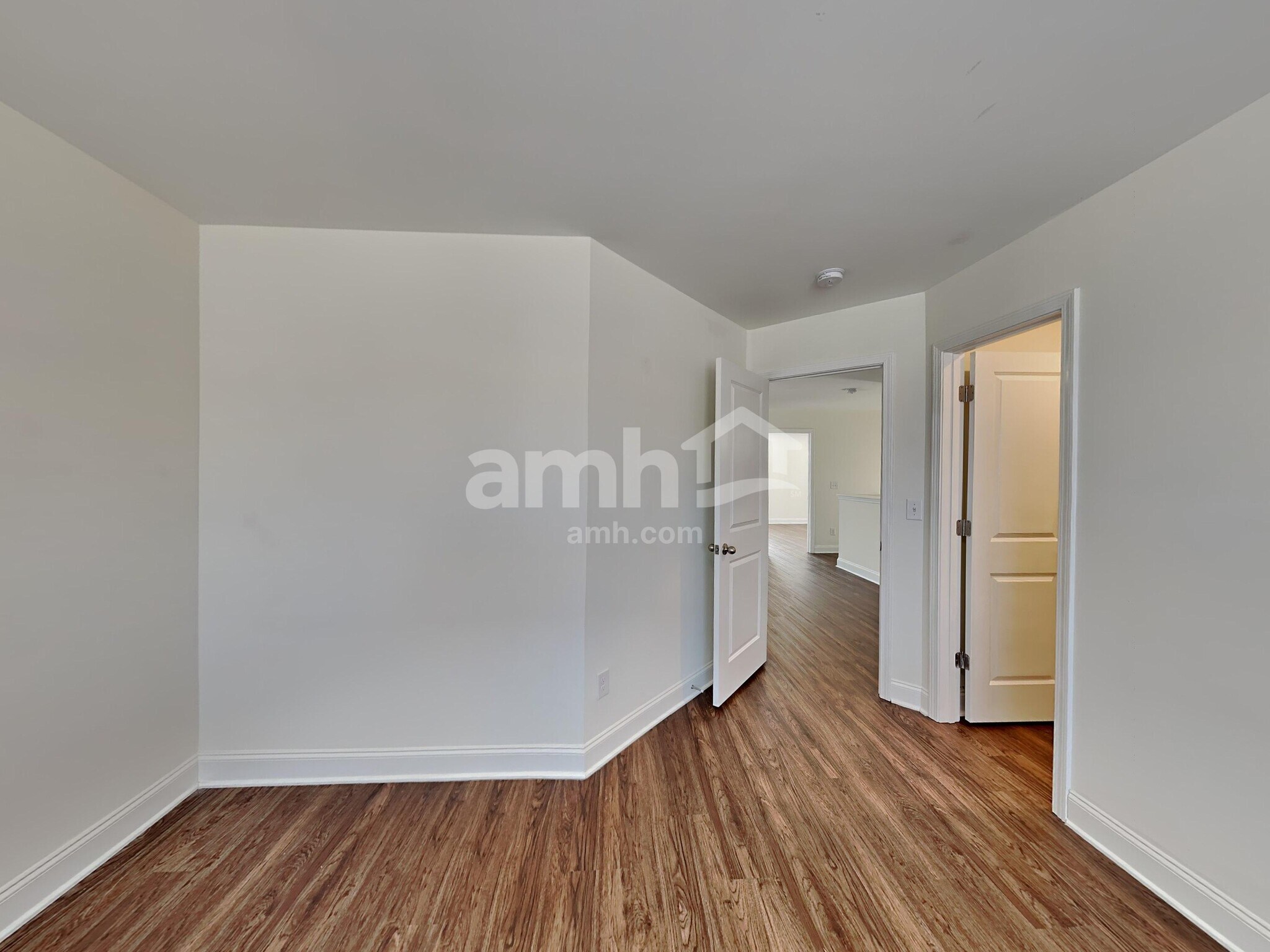 Building Photo - 5113 Jack Byrnes Dr