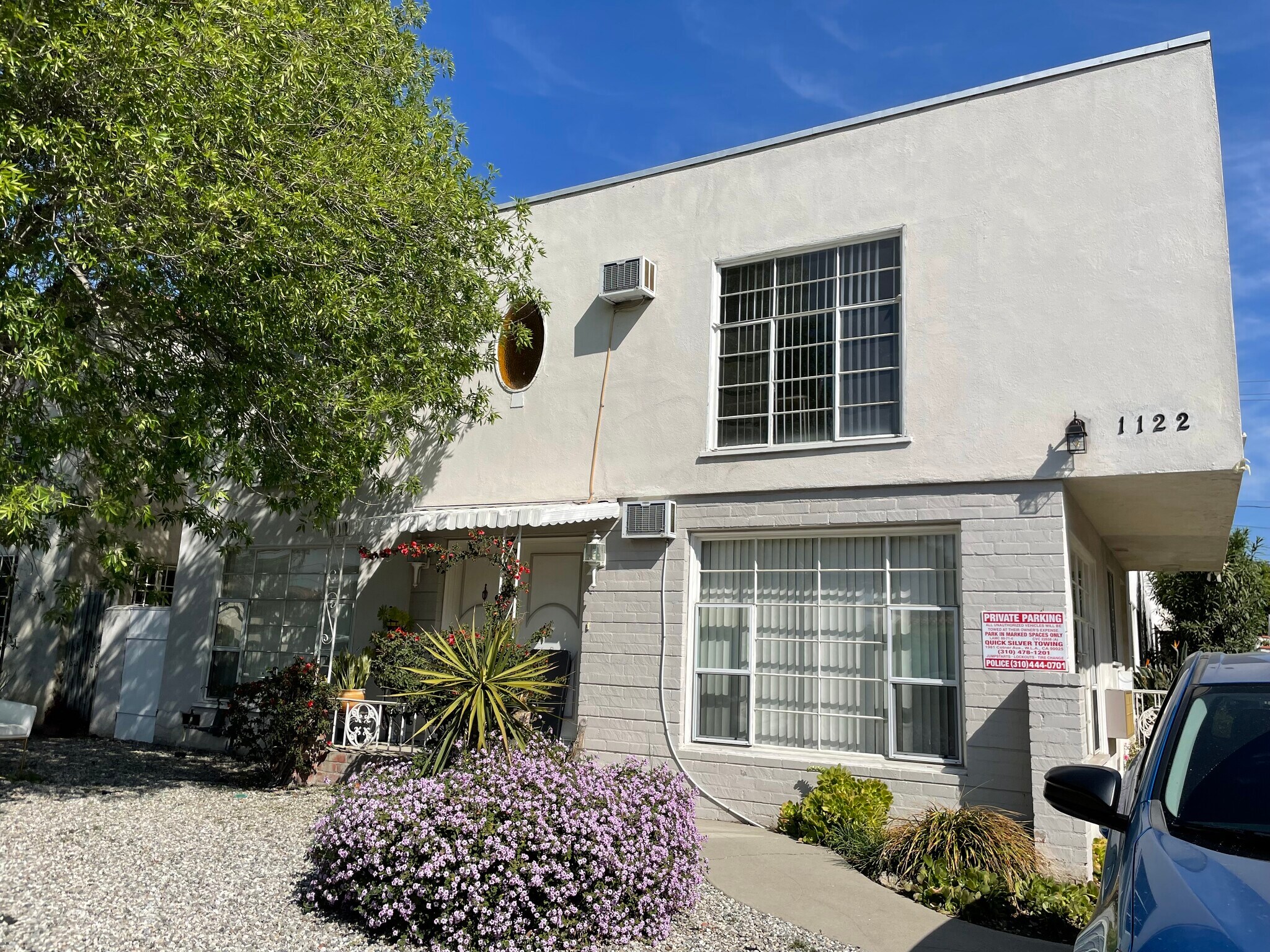 Building Photo - 1122 S Clark Dr