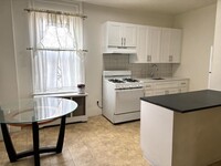 Building Photo - 589 Palisade Ave
