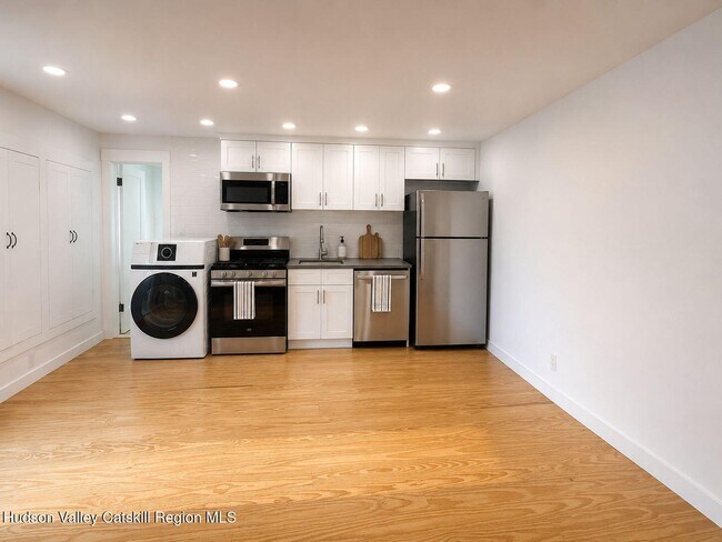 Building Photo - 5728 US-209