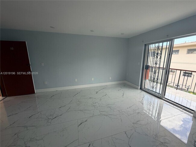 Building Photo - 47 NW 47th Ave
