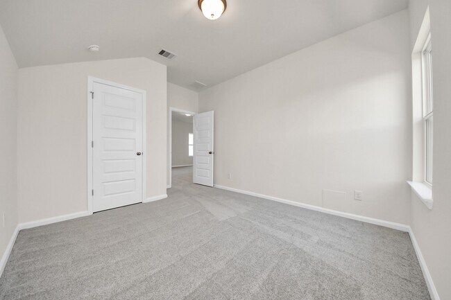 Building Photo - 15523 Fathom Line Wy
