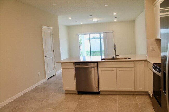 Building Photo - 3167 Emerald Acrs Ln