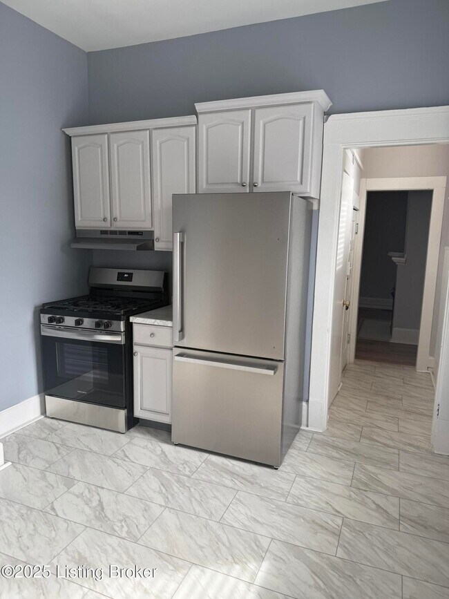 Building Photo - 1529 Christy Ave