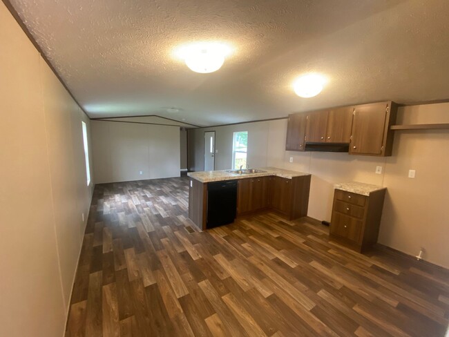 Building Photo - 2/2 in Cleveland County - New