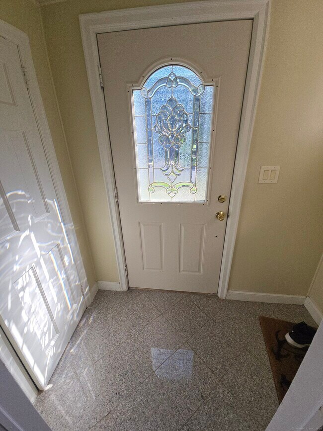 Building Photo - 47 Skitchewaug St