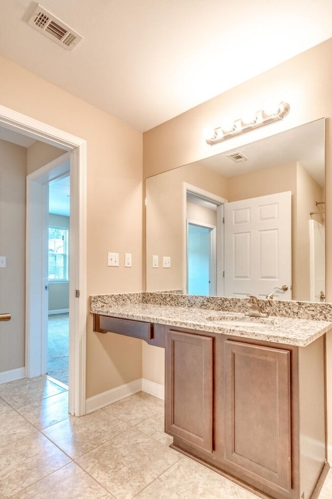 Building Photo - The Residences at Cypress Preserve Beautif...