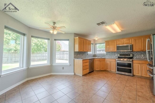 Building Photo - 5412 Blazing Star Ln