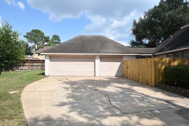 Building Photo - 1526 Barraud Ct