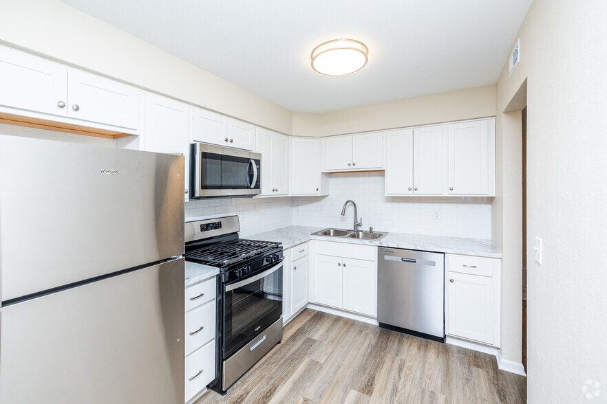 Primary Photo - River Ridge Apartments