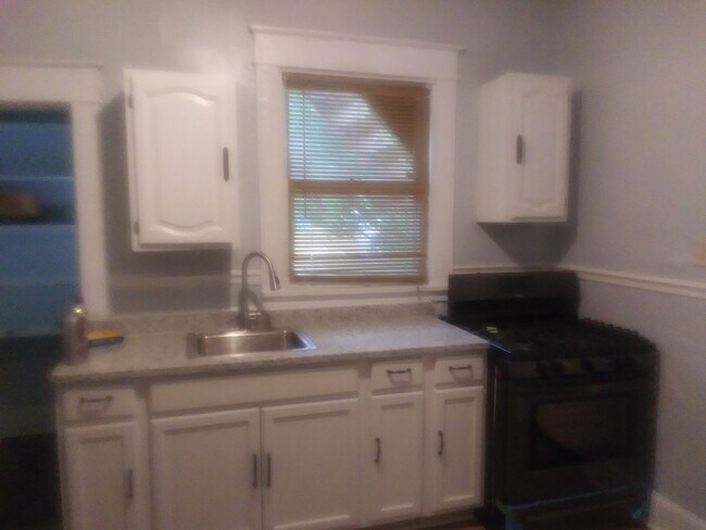 Building Photo - Maryland Ave