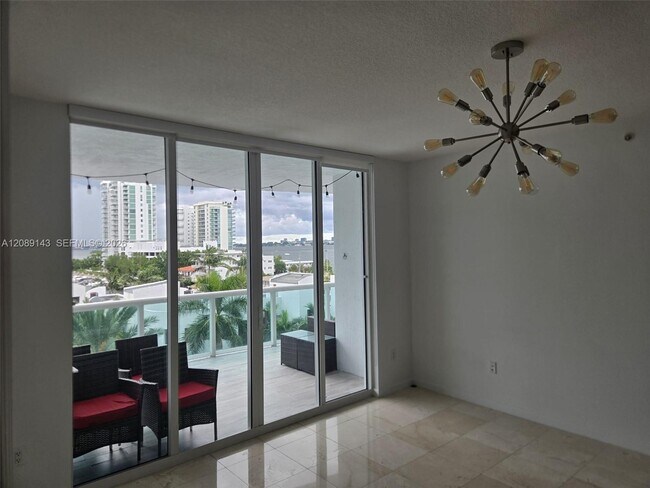 Building Photo - 7900 Harbor Island Dr