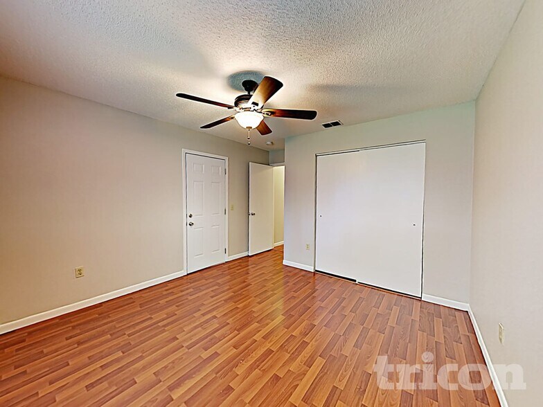 Building Photo - 12207 Bluefield St