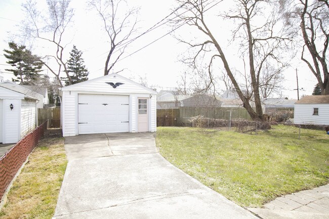 Building Photo - 306 E Northgate Pkwy