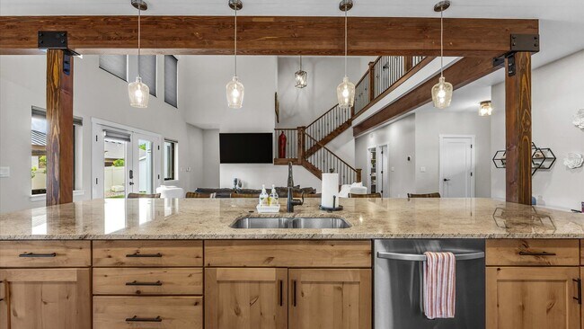 Building Photo - 2545 Fryingpan Dr