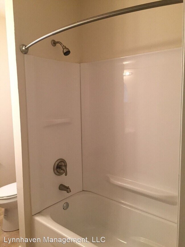 Building Photo - 1336 W 38th St