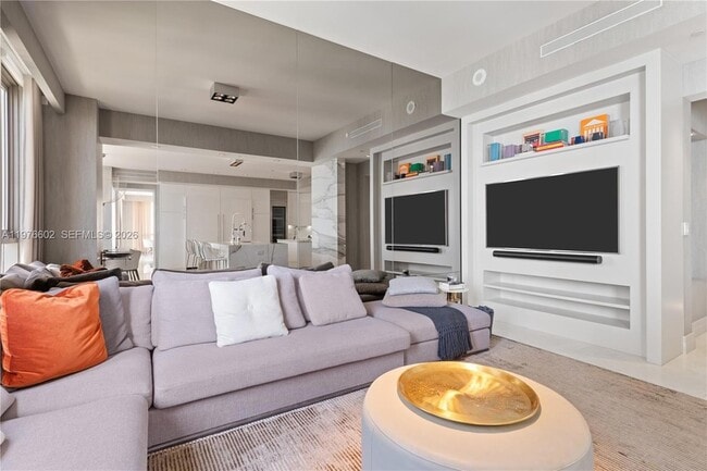 Building Photo - 17749 Collins Ave