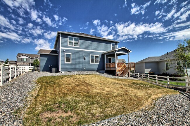 Building Photo - 6 bed 4 bath 3 car garage Crystal Valley Ranch house