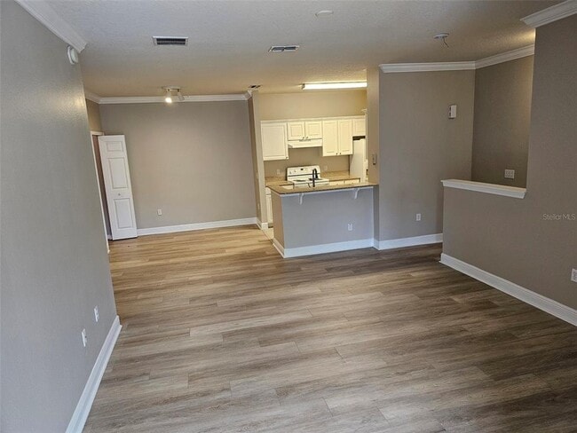 Building Photo - 1301 Eastern Pecan Pl