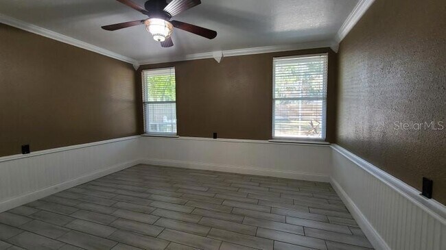 Building Photo - 1742 Cardinal Dr