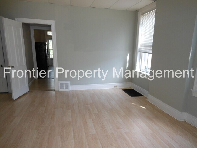 Building Photo - 2826 Nebraska Ave
