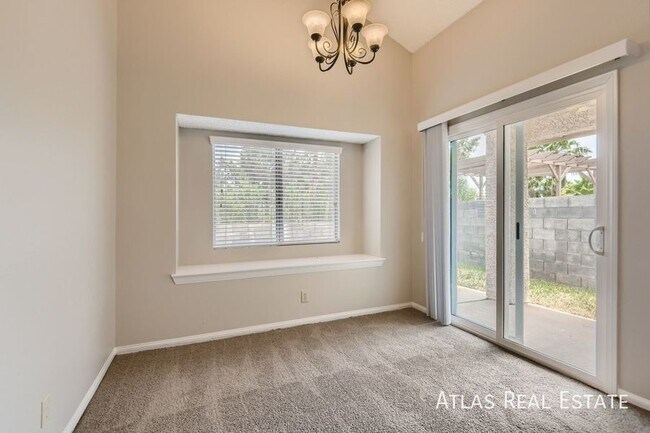 Building Photo - 1659 Duarte Dr