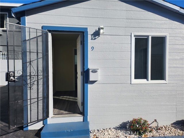 Building Photo - 3717 W Imperial Hwy
