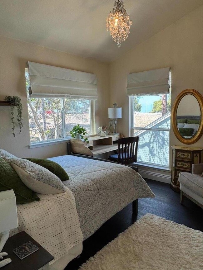 Building Photo - 767 Port Walk Pl