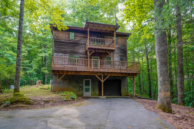 Building Photo - 480 Wingfield Way