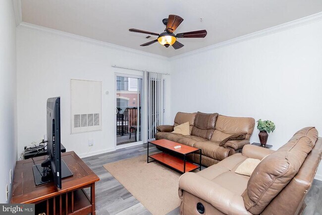 Building Photo - 11373 Aristotle Dr