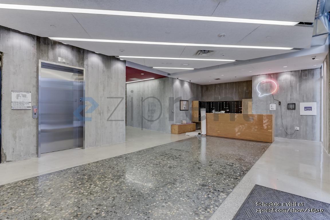 Building Photo - 388 Fulton St