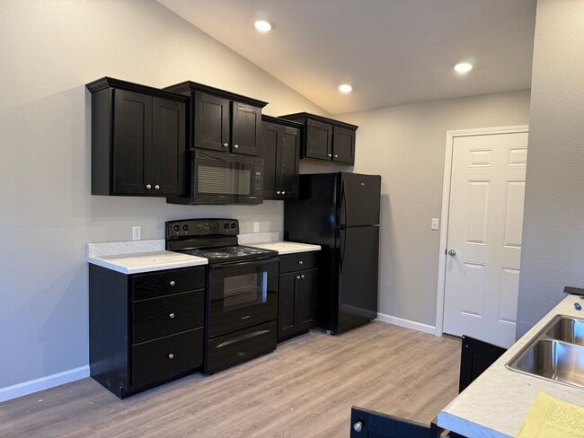 Building Photo - 156 Perseverance Dr