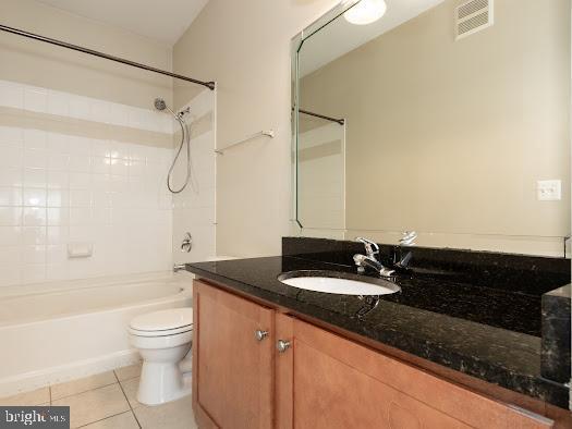 Building Photo - 4850 Eisenhower Ave