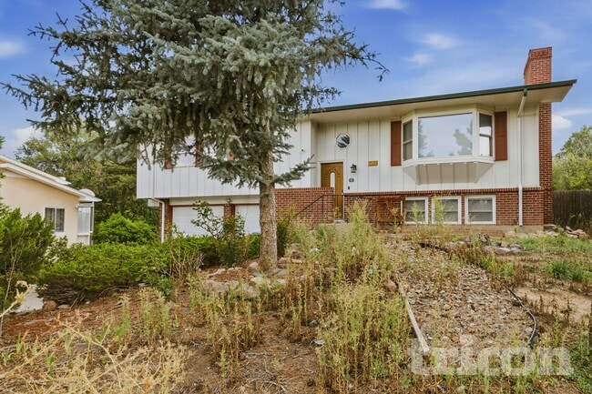 Building Photo - 7030 Loveland Terrace