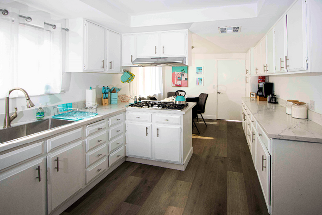 Building Photo - 37640 Los Cocos Dr E