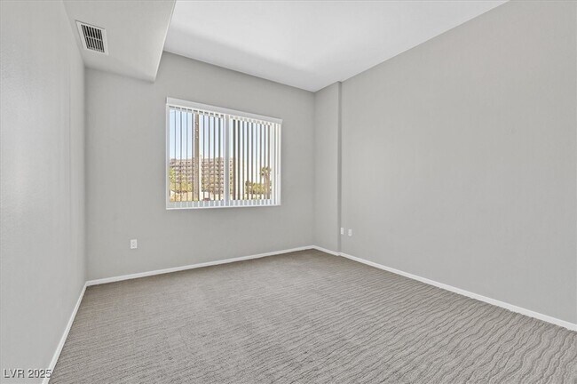 Building Photo - 8255 S Las Vegas Blvd