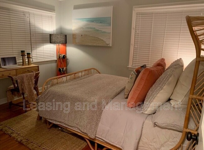 Building Photo - 415 Limbaker St