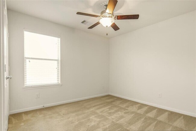 Building Photo - 16402 Lanesborough Dr